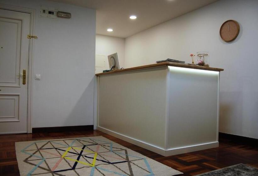 هتل Hostal San Fernando