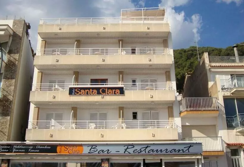 فندق Hostal Santa Clara