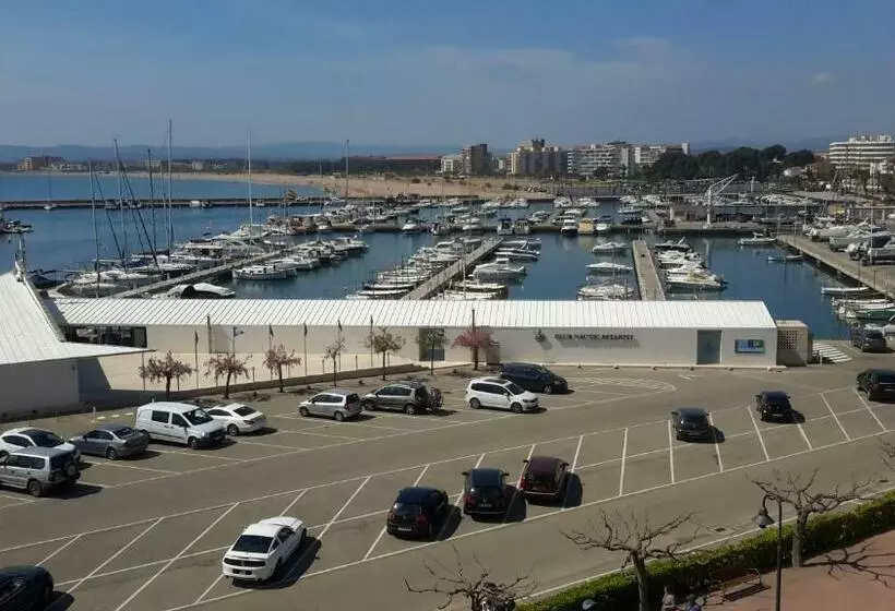 فندق Hostal Santa Clara