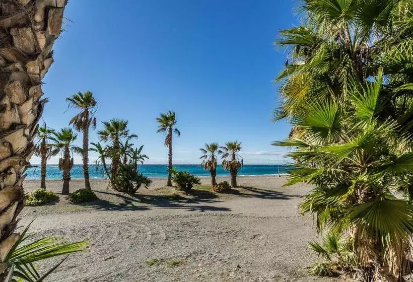 酒店 Hostal Tropical