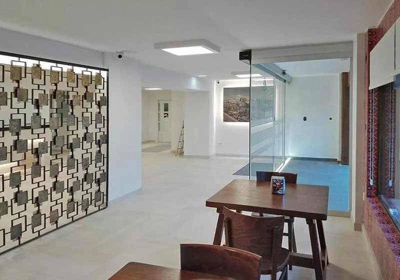 فندق Hostal Vista Alegre