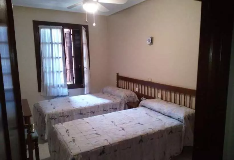 Hotel Pensión Los Fronterizos