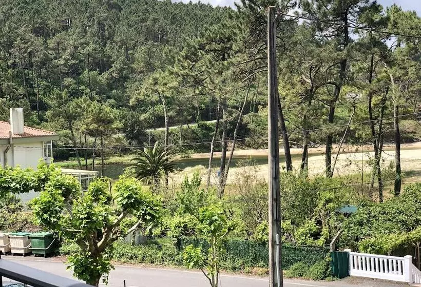 Отель Playa De Lago