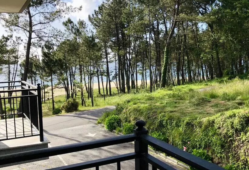 Отель Playa De Lago