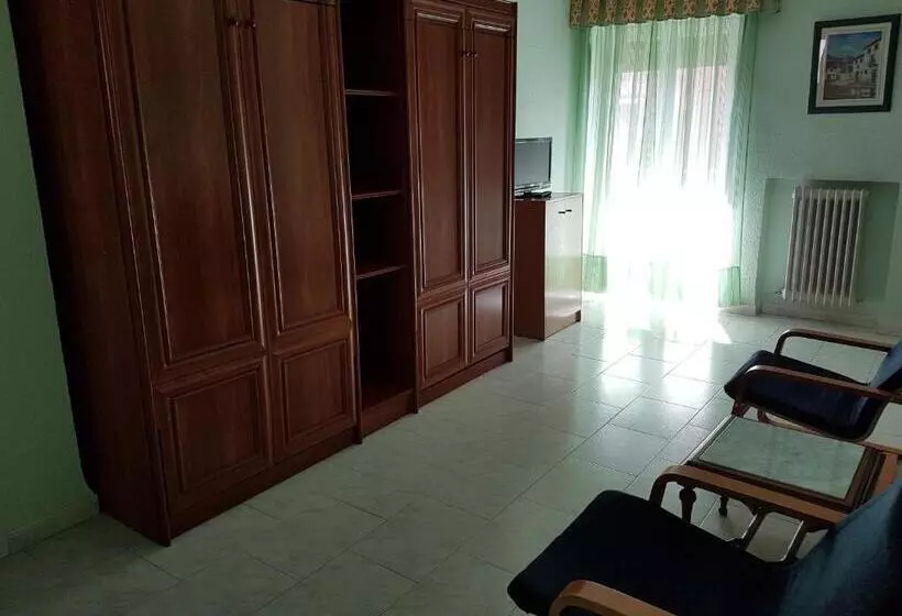 Hotel Fray Juán Gil