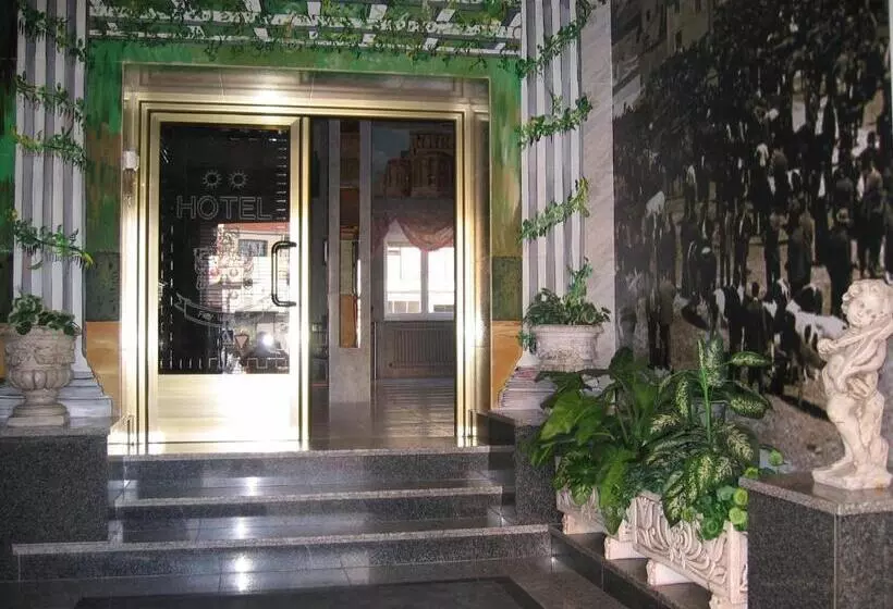 Hotel Fray Juán Gil