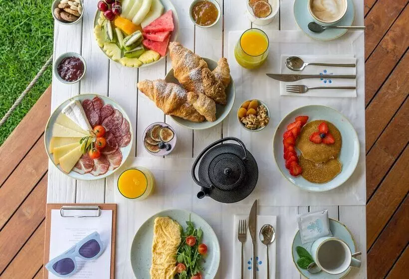 Gecko Hotel & Beach Club, A Small Luxury Hotel Of The World