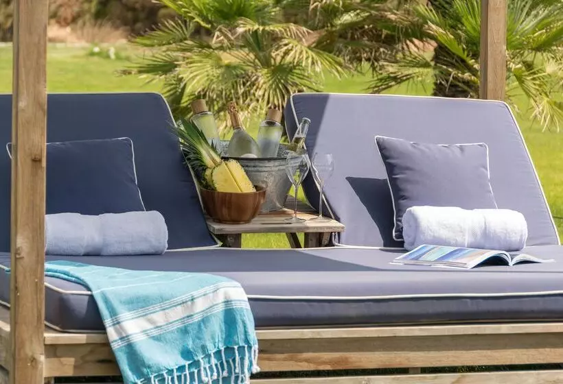 Gecko Hotel & Beach Club, A Small Luxury Hotel Of The World