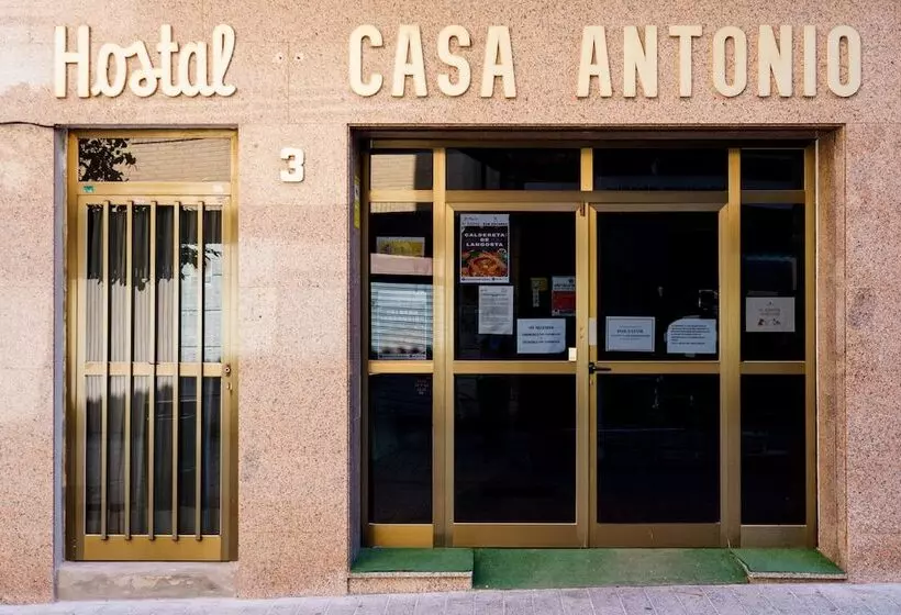 Hotel Hostal Casa Antonio By Vivere Stays