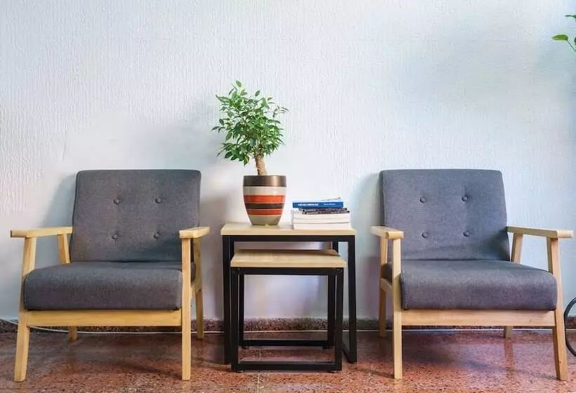 Hotel Hostal Casa Antonio By Vivere Stays