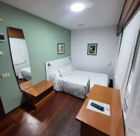 Hotel Hostal La Frontera