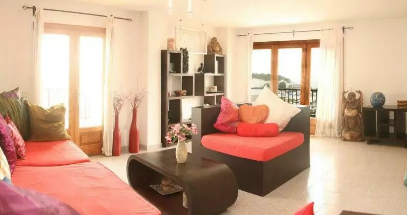 ホテル Hostal Y Apartamentos Santa Eulalia