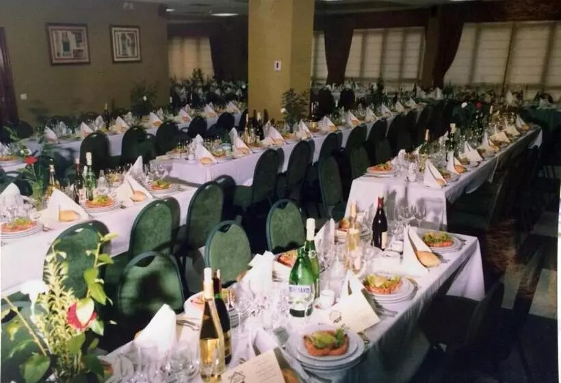 فندق Nueva Allandesa