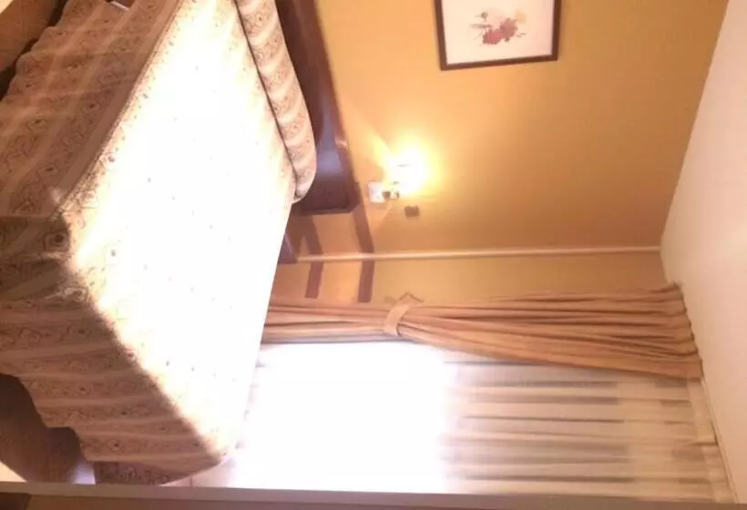 فندق Nueva Allandesa