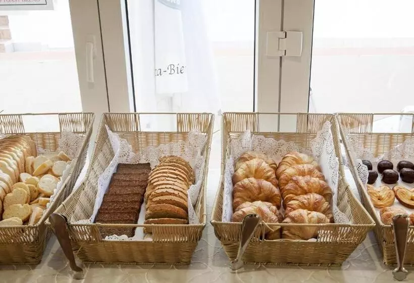 Voramar   Emar Hotels