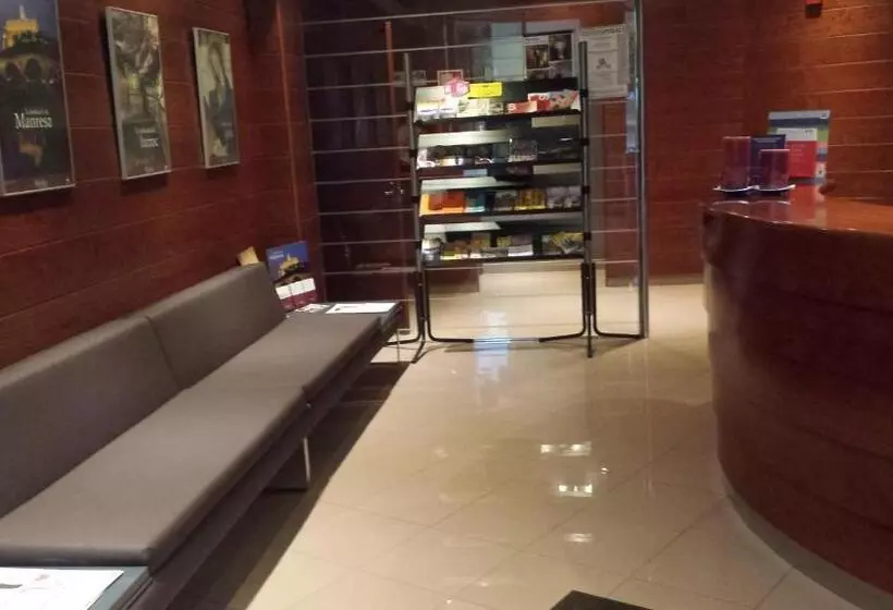 فندق فئة نجمة واحدة Els Noguers