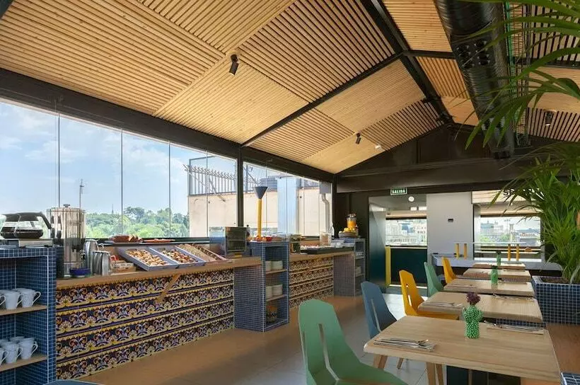 مسافرخانه Sleep N Atocha B Corp Certified