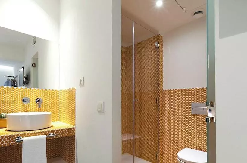 مسافرخانه Sleep N Atocha B Corp Certified