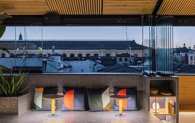 مسافرخانه Sleep N Atocha B Corp Certified