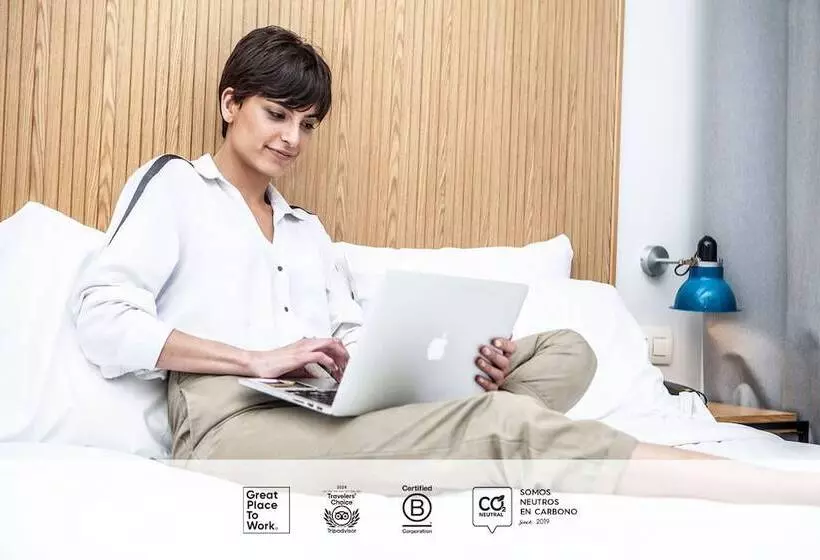 مسافرخانه Sleep N Atocha B Corp Certified