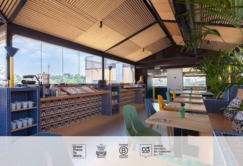 مسافرخانه Sleep N Atocha B Corp Certified