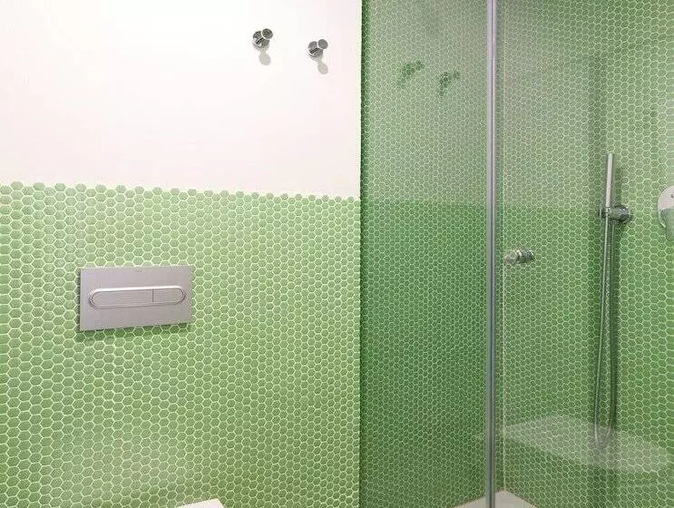 مسافرخانه Sleep N Atocha   B Corp Certified