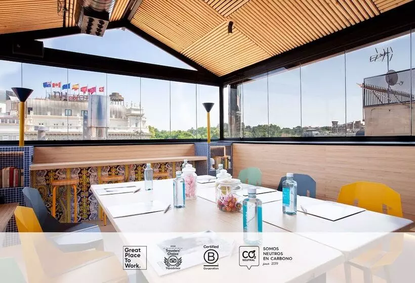 مسافرخانه Sleep N Atocha   B Corp Certified