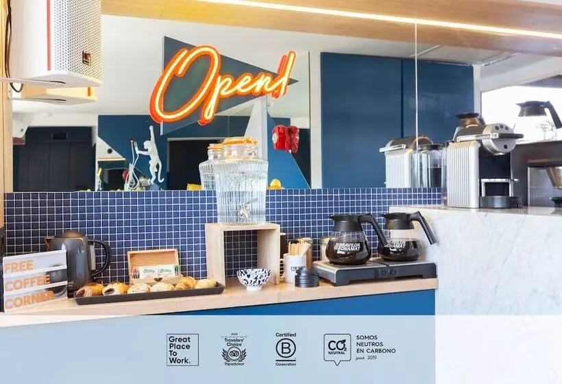 مسافرخانه Sleep N Atocha   B Corp Certified