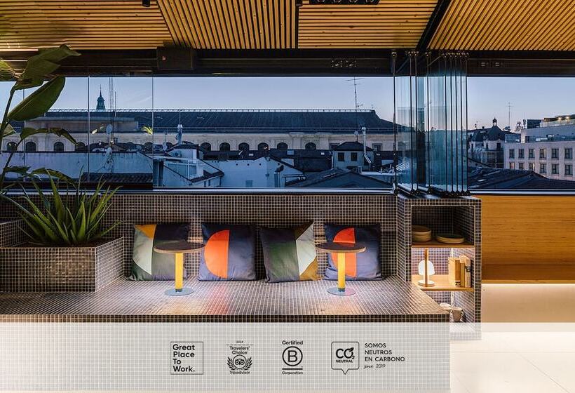 مسافرخانه Sleep N Atocha B Corp Certified