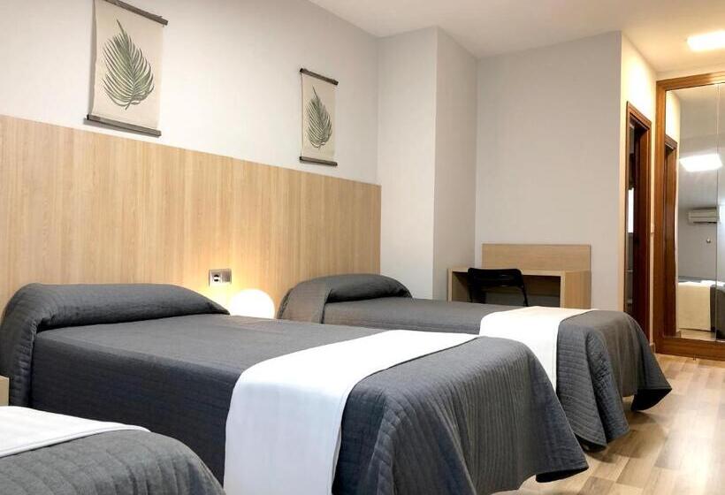 هتل Bearan Bar & Rooms