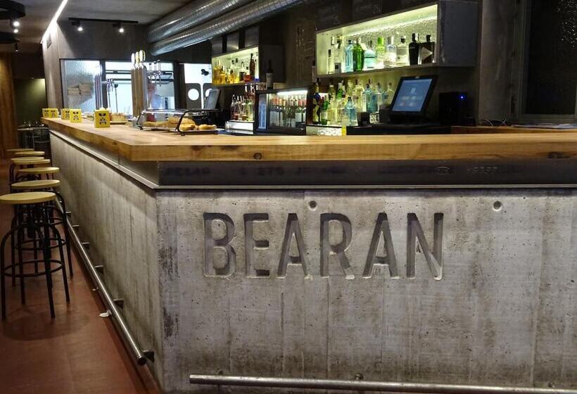 هتل Bearan Bar & Rooms