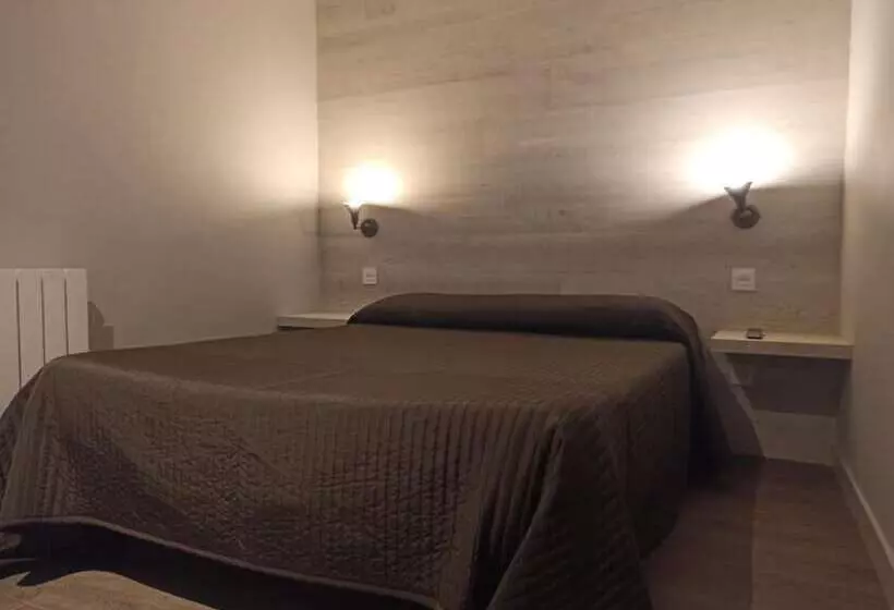 Szálloda Bearan Bar & Rooms