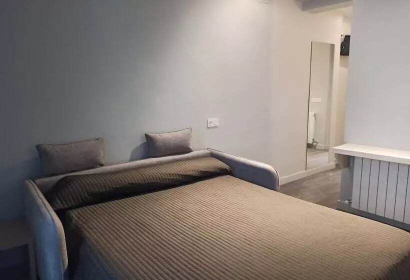 Szálloda Bearan Bar & Rooms