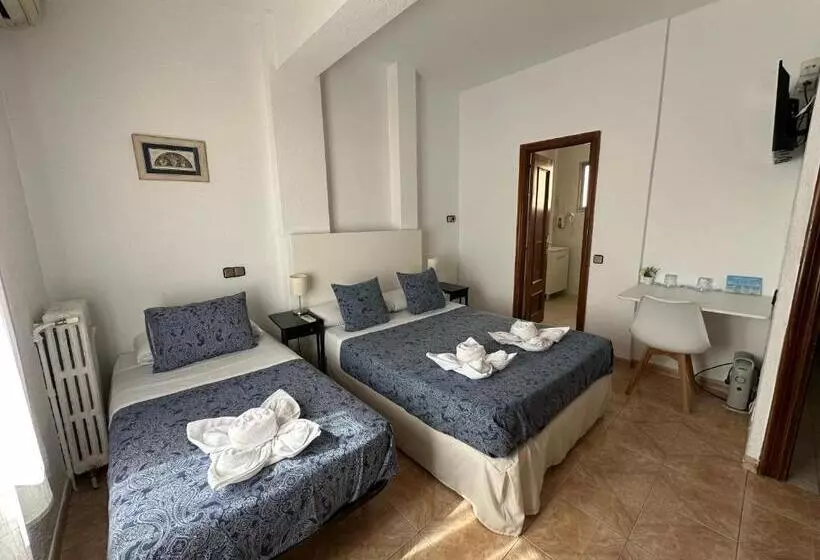Hôtel Hostal Arrate