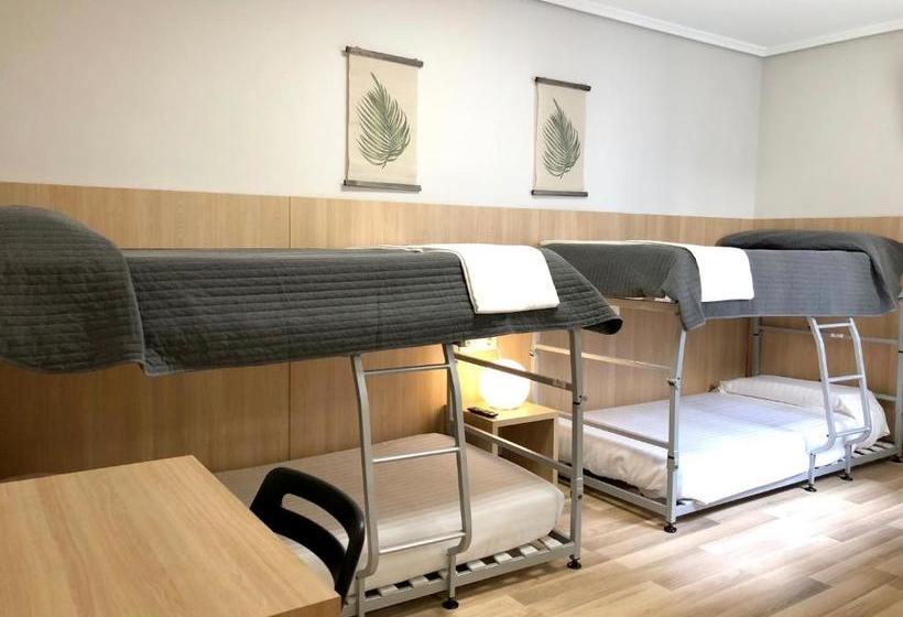 هتل Bearan Bar & Rooms