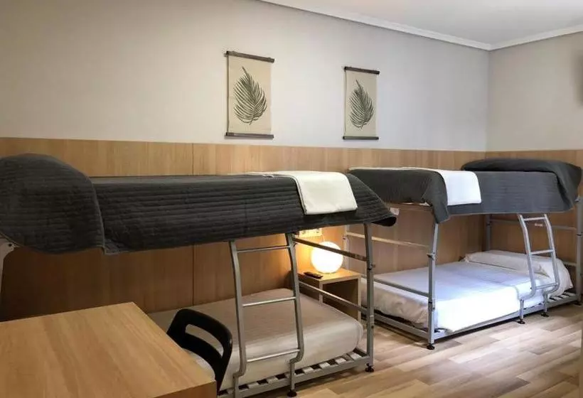 Szálloda Bearan Bar & Rooms