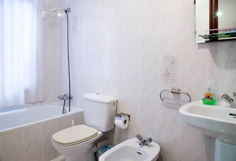 בית מלון כפרי Hostal Temiño