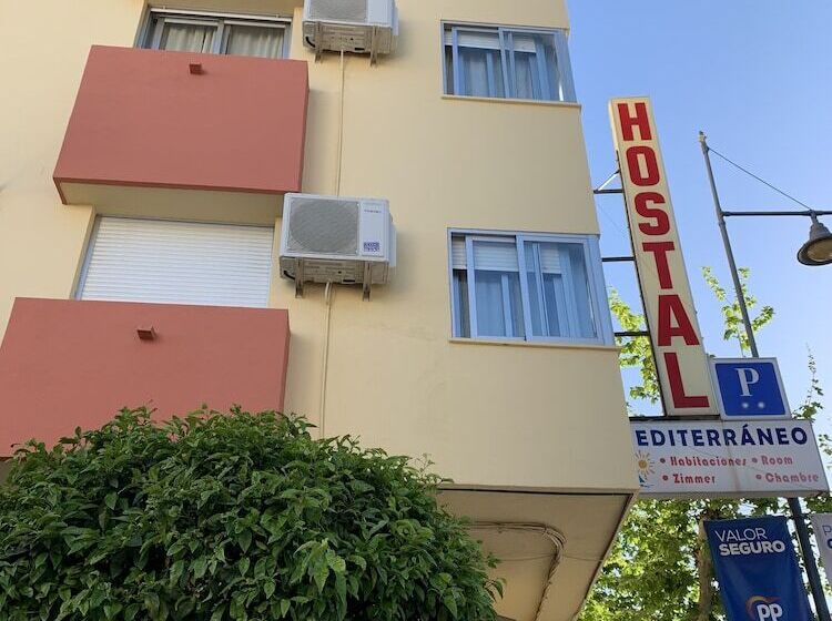 בית מלון כפרי Hostal Mediterráneo