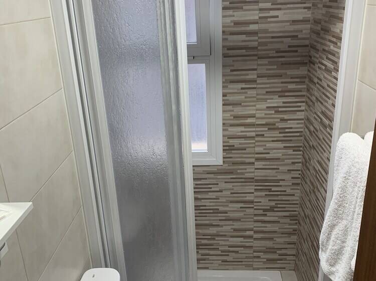 בית מלון כפרי Hostal Mediterráneo