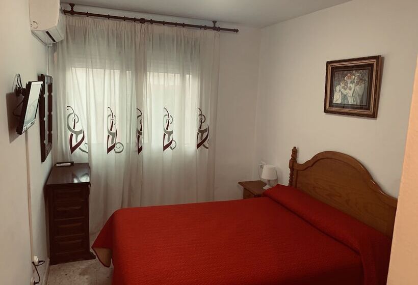 בית מלון כפרי Hostal Mediterráneo