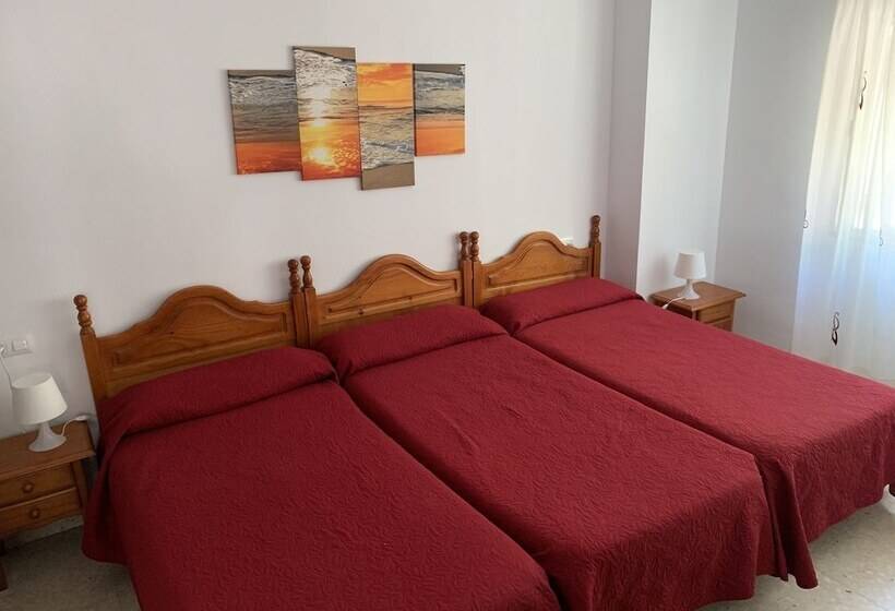 בית מלון כפרי Hostal Mediterráneo
