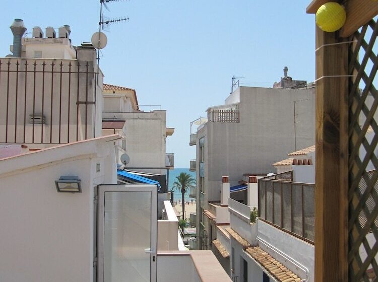 پانسیون Elite Hotel Gay Men Only