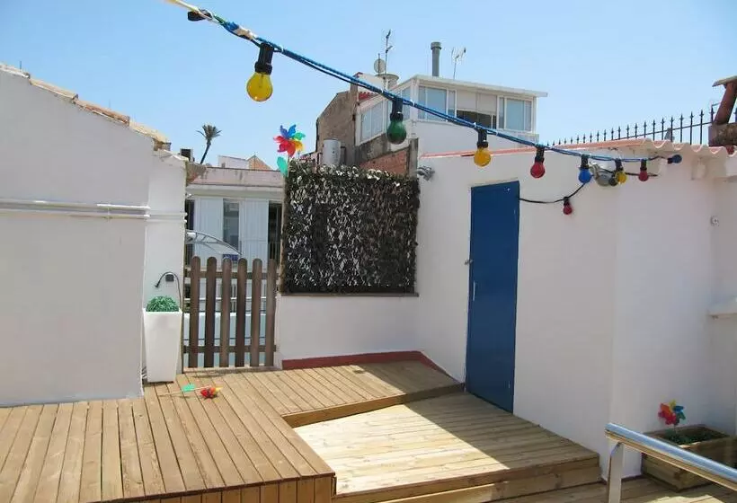 بنسيون Elite Hotel   Gay Men Only