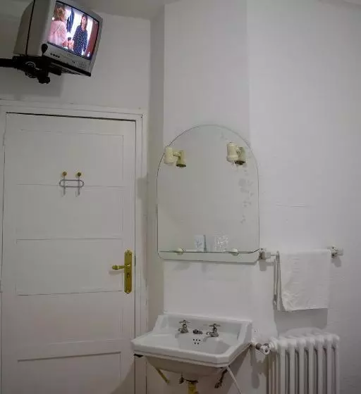 בית מלון כפרי Hostal Oviedo