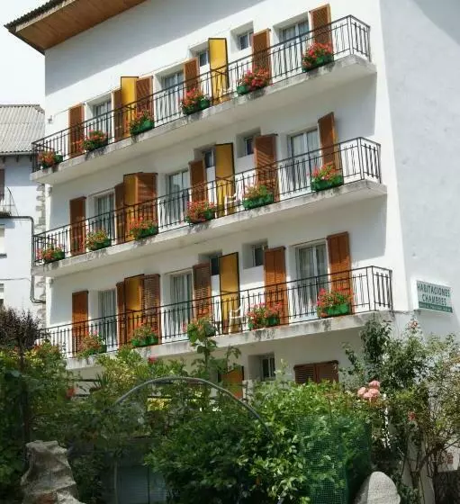 ホテル Hostal Pirineos Meliz