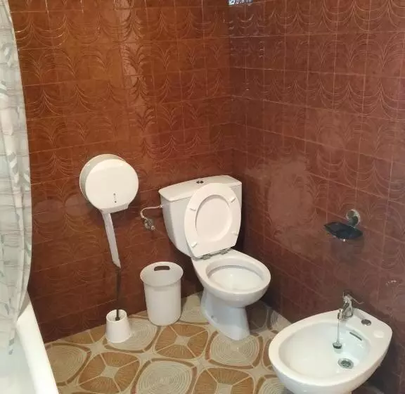 فندق Hostal Residencia Presidente