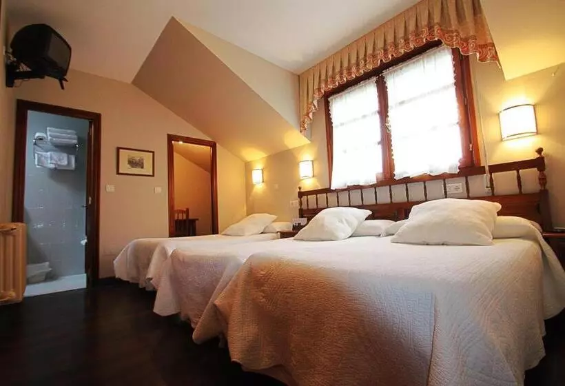 בית מלון כפרי Hostal Restaurante Méndez El Guardia