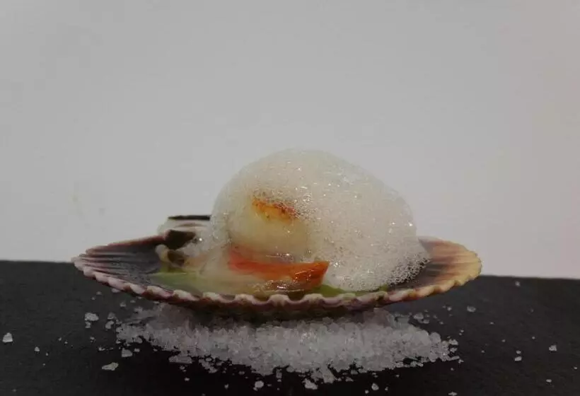 Logis Hotel Restaurante La Casa De Juansabeli