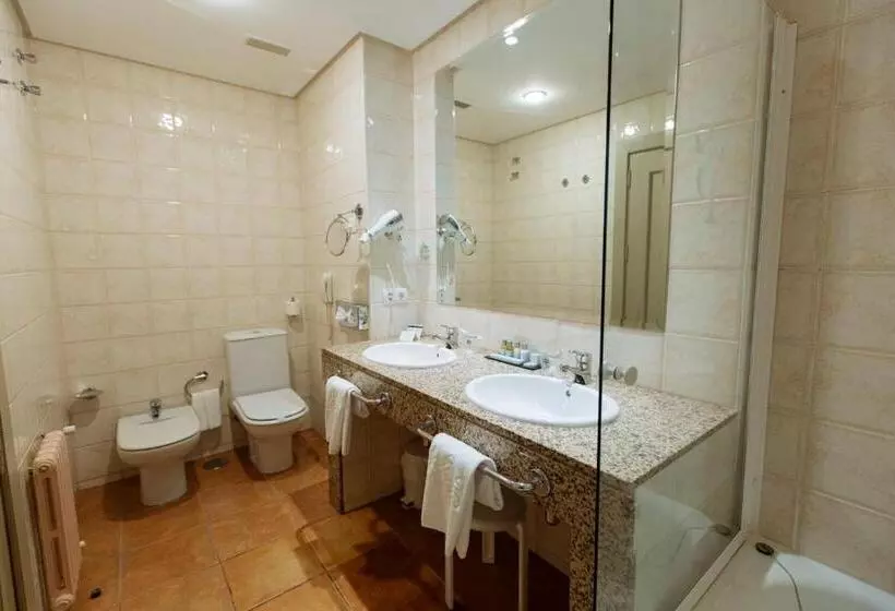 Parador De Cangas De Onis