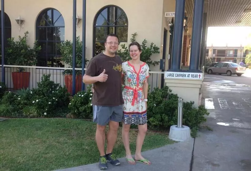 Albury Paddlesteamer Motel